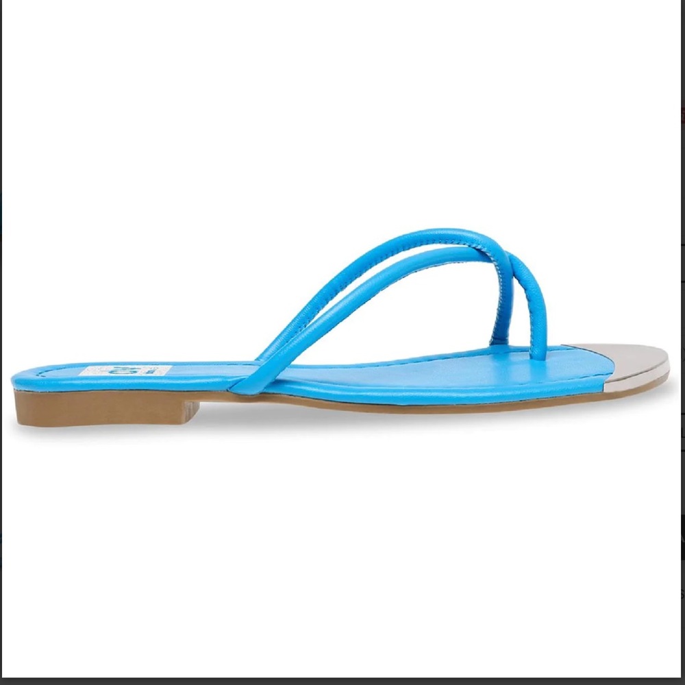 Dolce Vita Penni Toe Loop Flip Flops